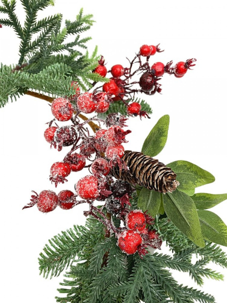 Girlanda świąteczna 175 cm z owocami dzikiej róży, szyszkami i kryształkami